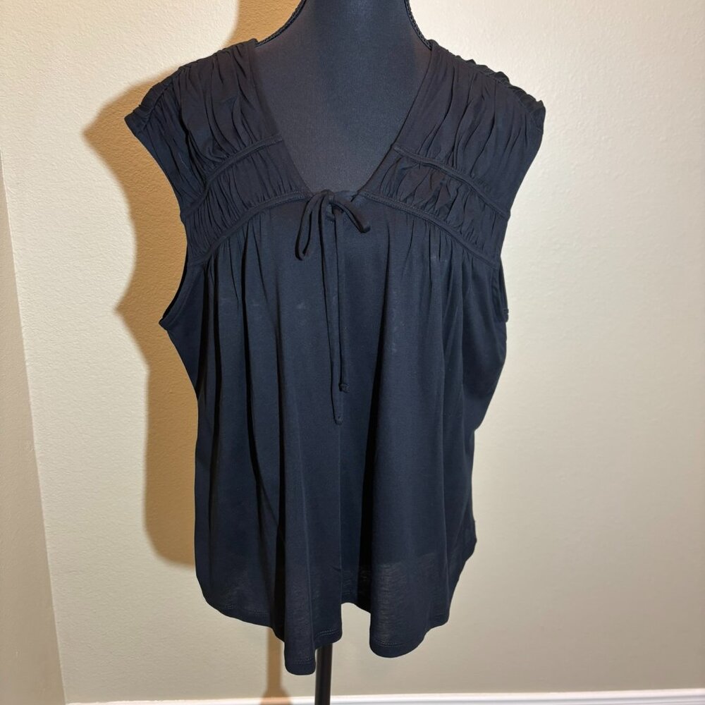 NWT Loft Tunic Top Black Sleeveless